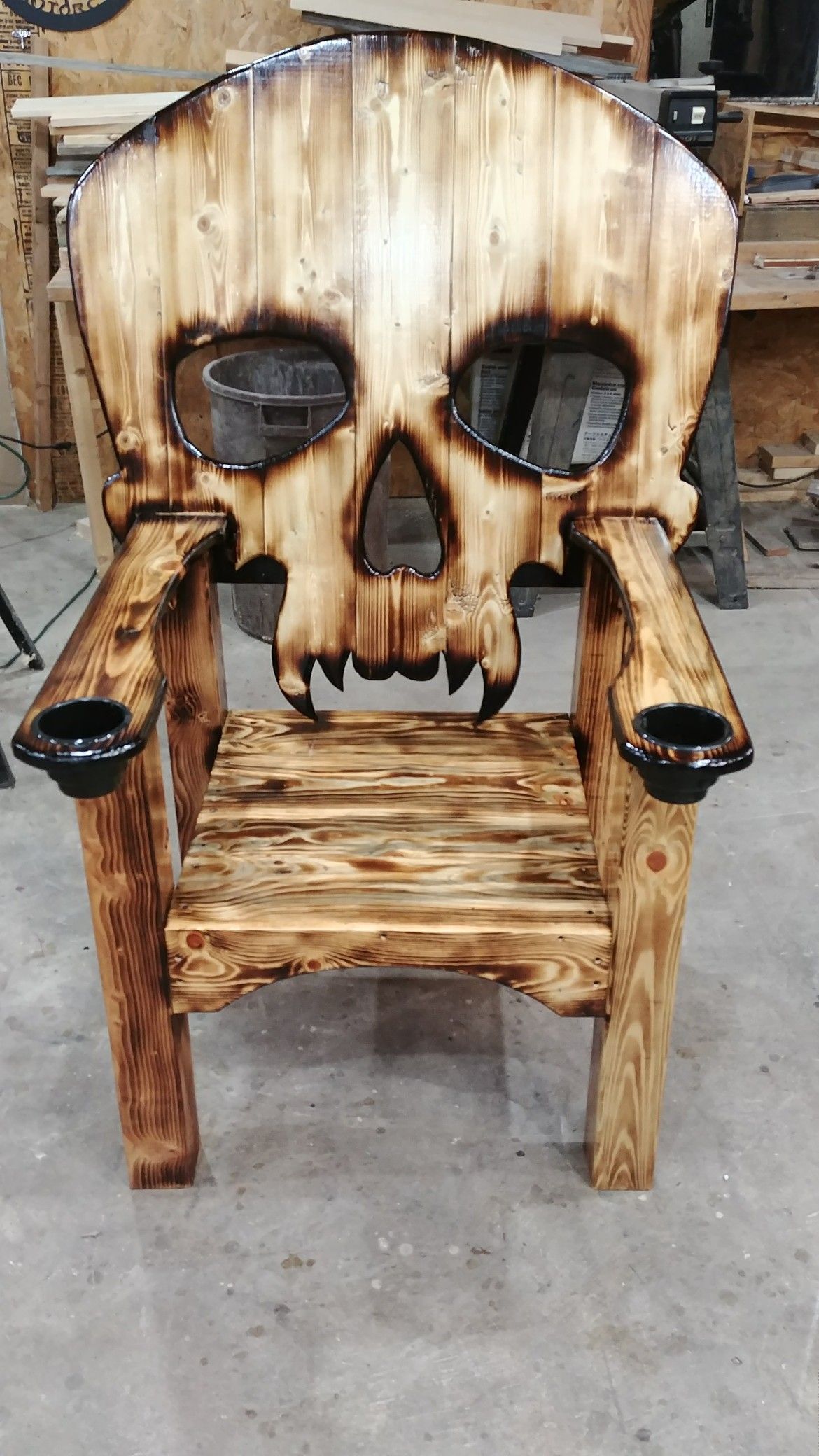 skull pallet chair instructions